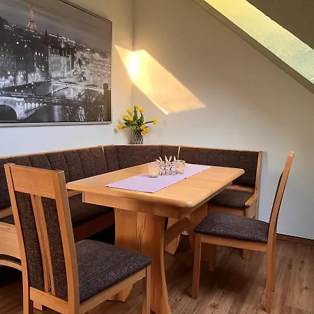 Apartment Gluecksmoment, *